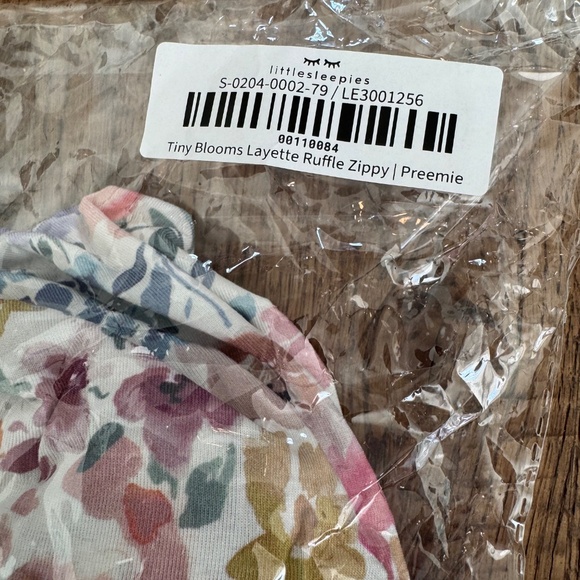 NWT Little Sleepies Tiny Blooms Ruffle Layette Zippy Keepsake Bag Size Preemie - Picture 6 of 6